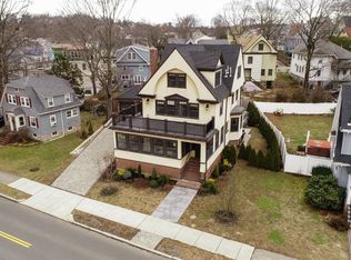 648 W Roxbury Pkwy, Roslindale, MA 02131