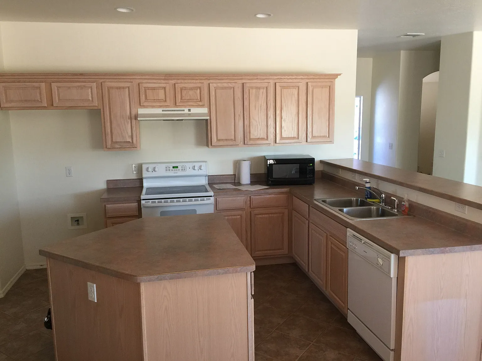 573 S Santa Fe Trl — Photo 4