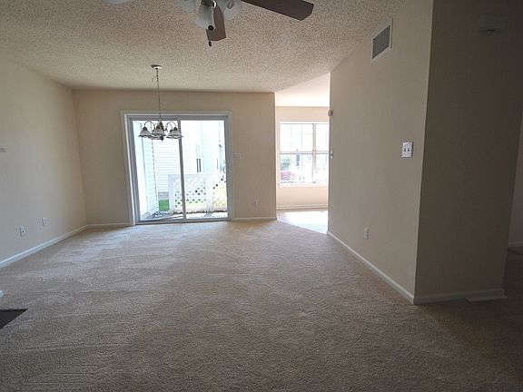3rd image of 604 Shoreham Ct APT 302