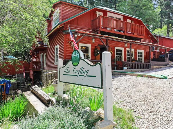 300 Swallow Pl, Cloudcroft, NM 88317
