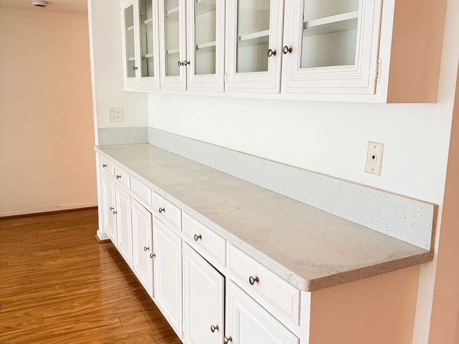 2 bed, 1200 sqft, $3,390 — Photo 2