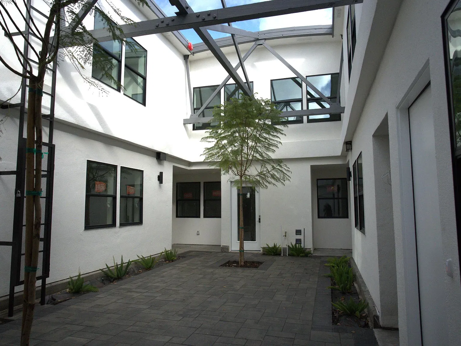 2040 Solano Way — Photo 1