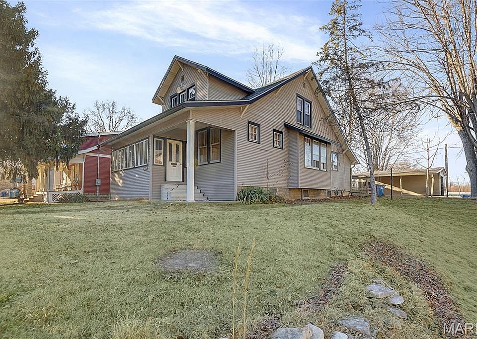 1st image of 3322 Jackson St