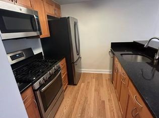 94 Thornton Rd #1, Chestnut Hill, MA 02467