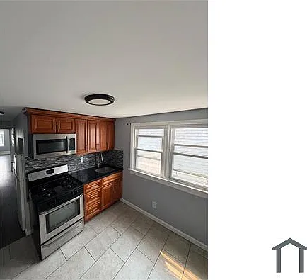 2 bed, $2,300 — Photo 2