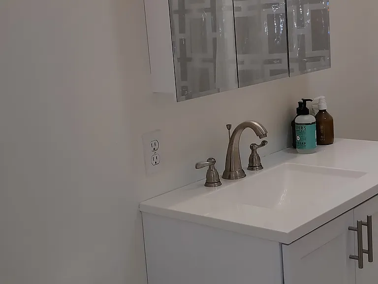 77 Gibbs St #3 — Photo 10