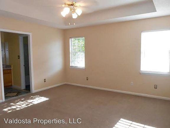 2nd image of 3945 Heatherwoods Dr