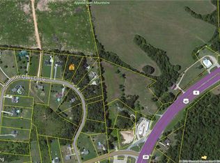 2437 Summer Oaks Cir, Summertown, TN 38483