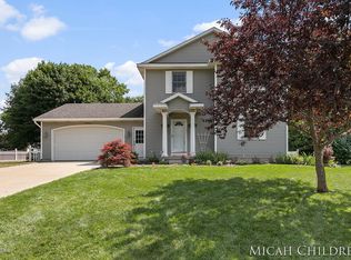 6960 Glencreek Dr SE, Caledonia, MI