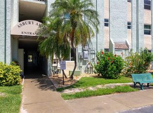 801 83rd Ave N APT 209, Saint Petersburg, FL 33702