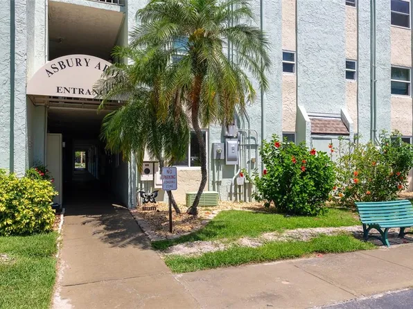 801 83rd Ave N APT 209, Saint Petersburg, FL 33702