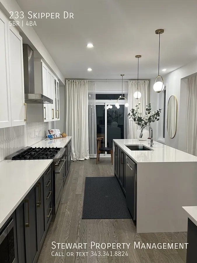 5 bed, 3300 sqft, $5,500 — Photo 4