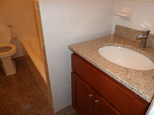 Rented by Veritas Property Management | media 27