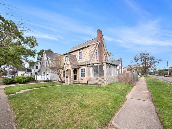 1009 S Webster St, Jackson, MI 49203