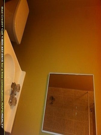 2nd image of 359 Broadway