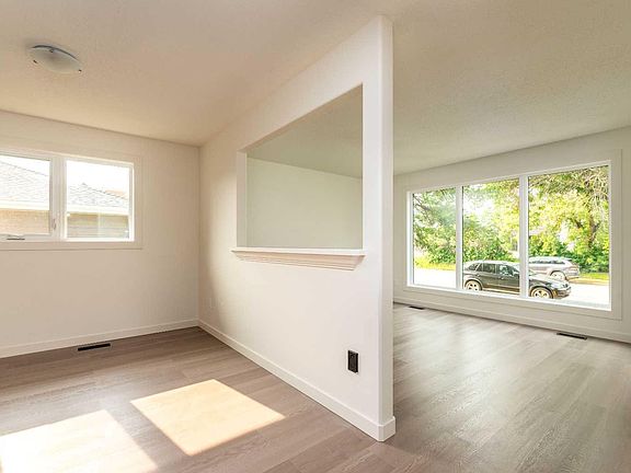 3rd image of 4821 48th St