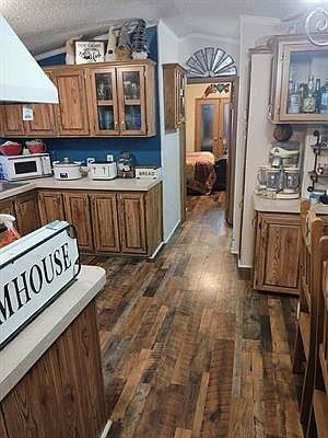 5th image of 116 Griffin St