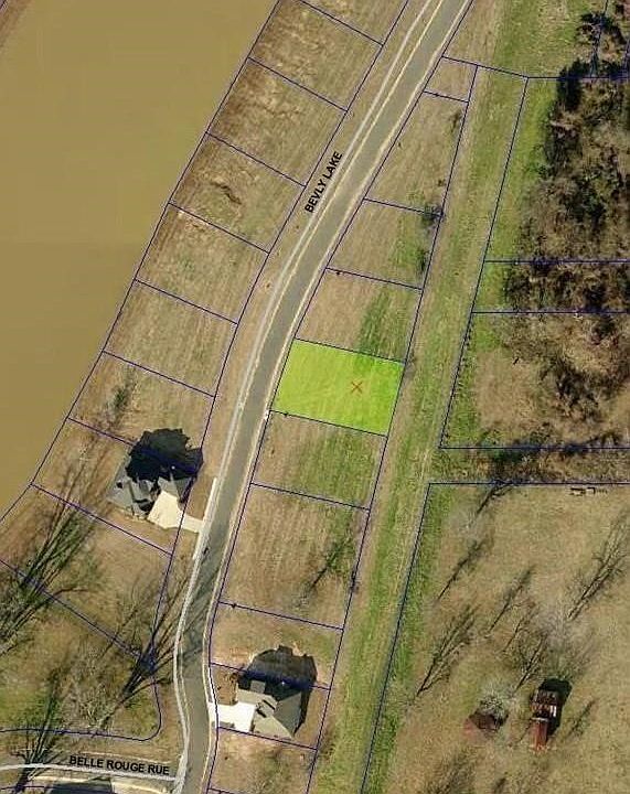1st image of 326 Bevly Lake Dr