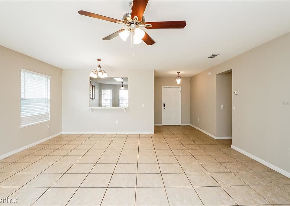 1st image of 1804R Valley Forge Dr