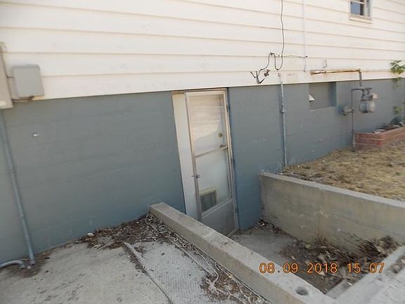 5th image of 933 Jefferson Ave