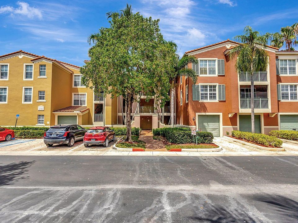 1st image of 11760 Saint Andrews Place #204