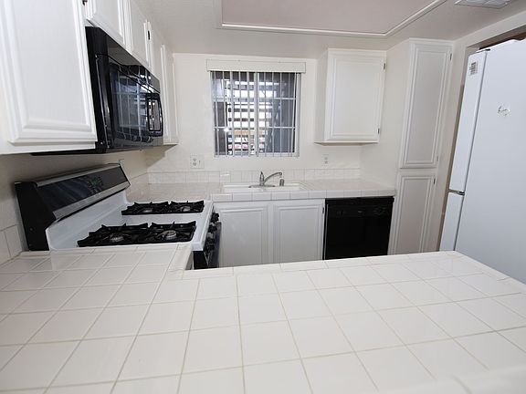 5th image of 1908 Mountain Hills Ct Unit 103