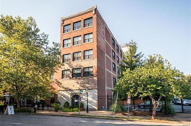 1st image of 1831 Sidney St APT L