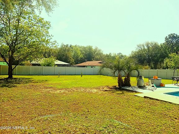 3rd image of 20181 SW RAINBOW LAKES BLVD