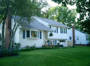 80 Dawn Dr, Mount Holly, NJ 08060