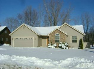 2841 Woodstock Dr, Pt Huron, MI