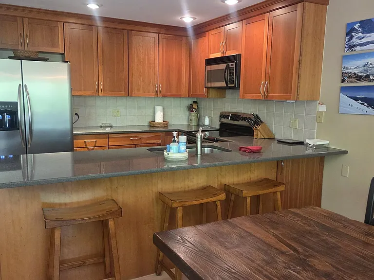 82 Rams Horn Dr #G2 — Photo 2