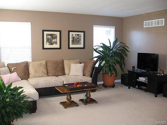 2nd image of 804 Waler Dr
