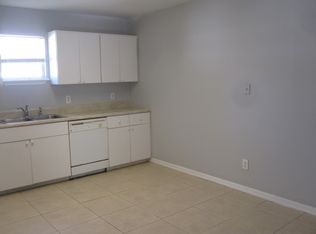 1390 17th Ct SW, Vero Beach, FL 32962