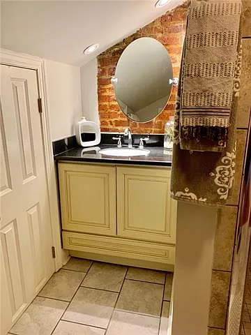 523 Dumaine St #2C — Photo 11