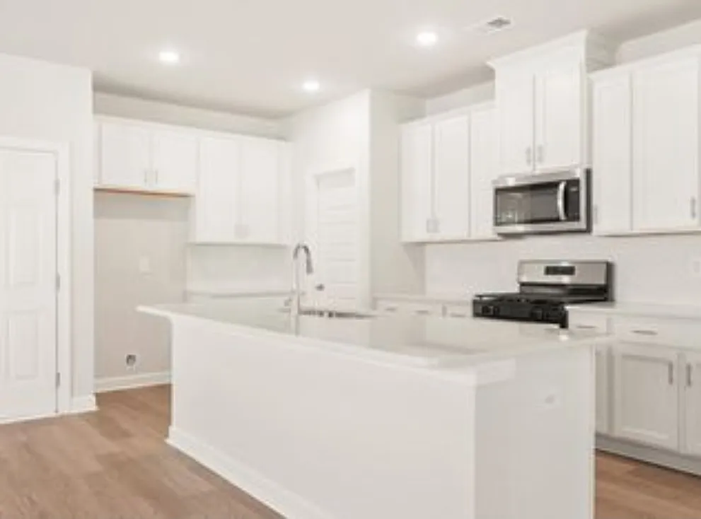 821 Landward Ct — Photo 3