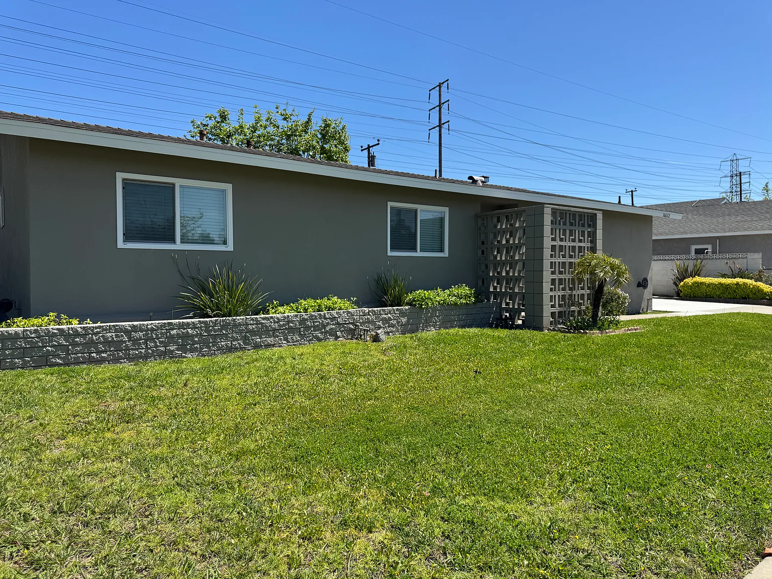 4 bed, 1480 sqft, $4,900 — Photo 3