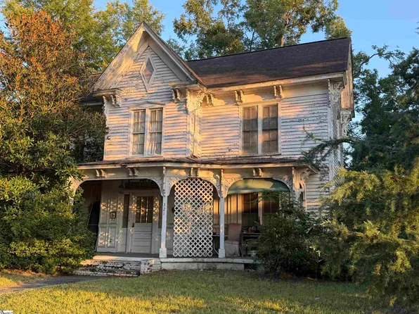 321 W Main St, Clinton, SC 29325