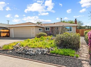 215 Ardmore Ave, Roseville, CA 95678