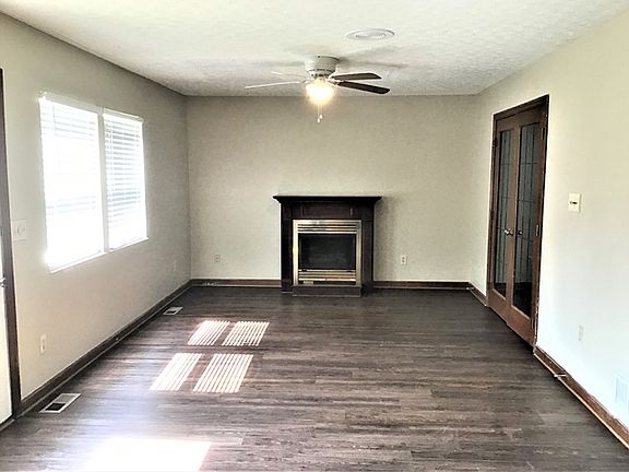4th image of 553 Tall Oaks Dr