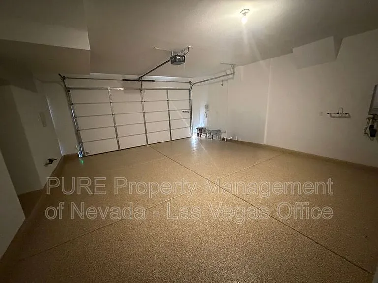 10661 Valletta Ave — Photo 37