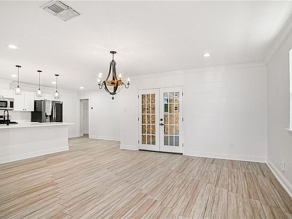 4th image of 4240 Alabama Ave
