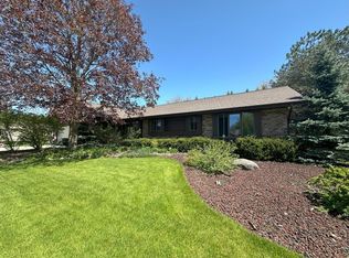 250 Manor Ct, Brookfield, WI 53005
