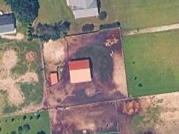 3rd image of 16804 Gravel Hill Rd