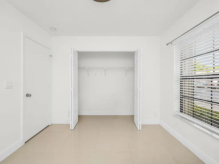 65 Centennial Ct — Photo 23