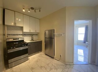 910 Gates Ave #1F, Brooklyn, NY 11221