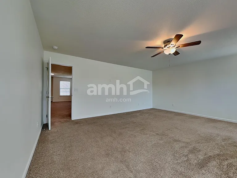 4837 Billingsgate Ln — Photo 8