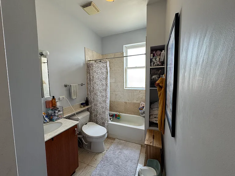 4410 N Sacramento Ave #3E — Photo 10