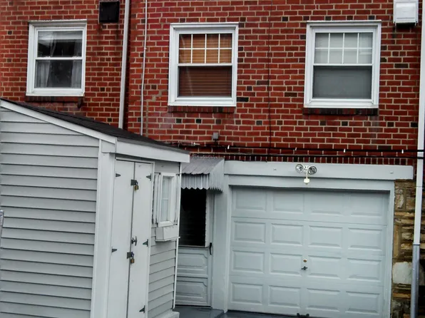 3111 Gilham St, Philadelphia, PA 19149