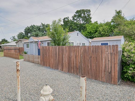4th image of 5733 Packard Ave