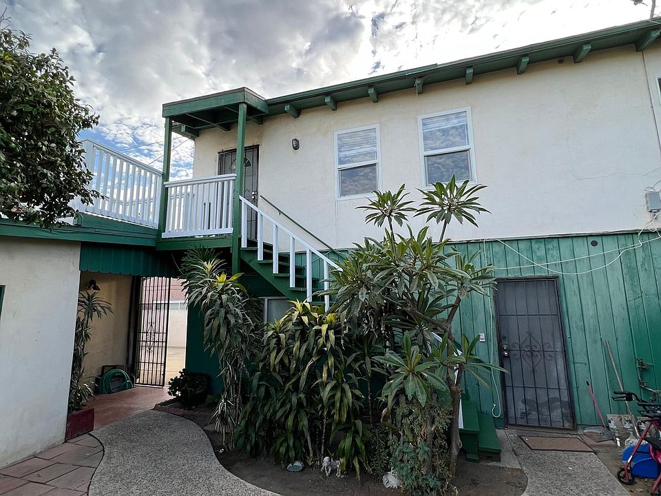 1st image of 4205 W 132nd St